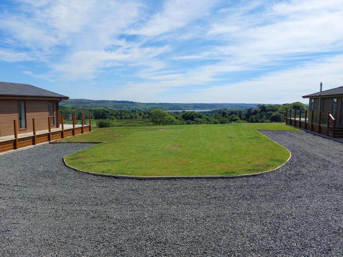 Luxury Family Beechwood Lodge With Hot Tub Lochwinnoch 外观 照片