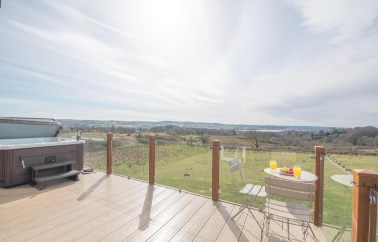 Luxury Family Beechwood Lodge With Hot Tub Lochwinnoch 外观 照片