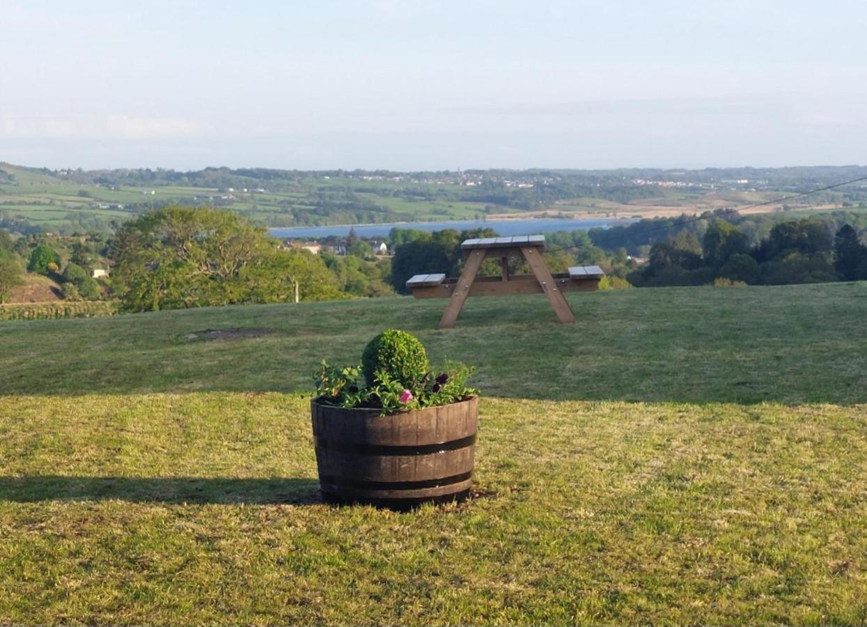 Luxury Family Beechwood Lodge With Hot Tub Lochwinnoch 外观 照片